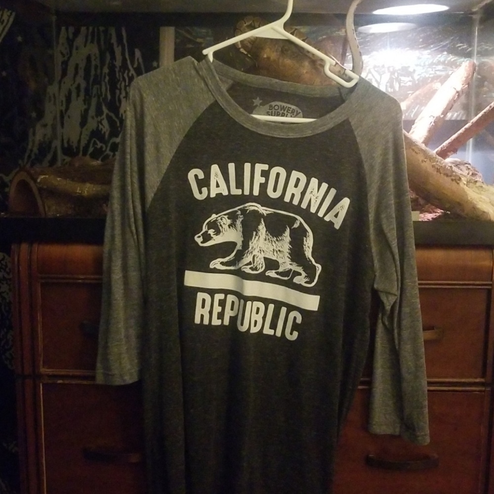 California Republic Baseball Tee